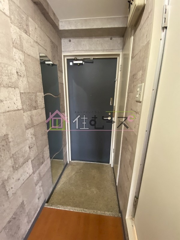 グランドコート新大阪 玄関