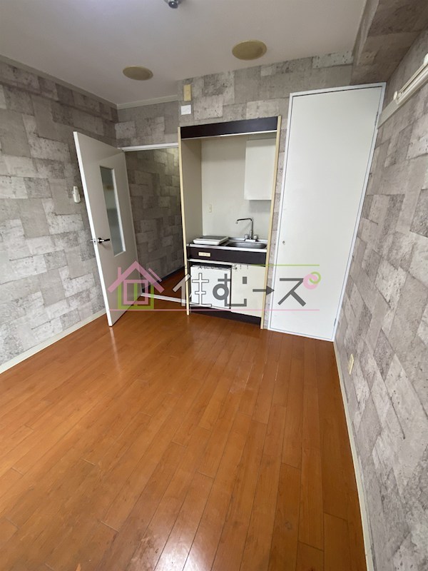 グランドコート新大阪 リビング