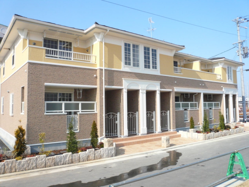 シャン・ド・フルール　ドゥ 外観