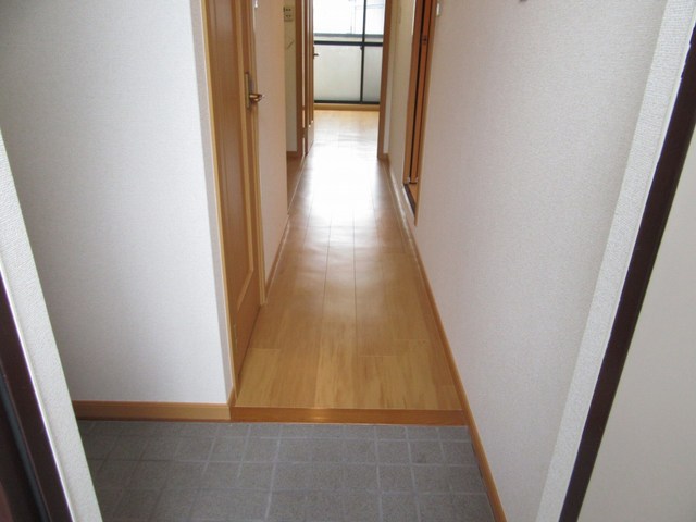 Ｆｓ．ポニ－ 玄関