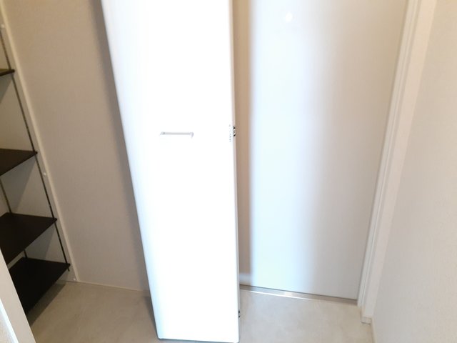 サンメゾン・ヒラソル 玄関