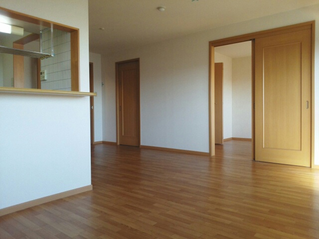 エレガントコンドミニアム叶 リビング