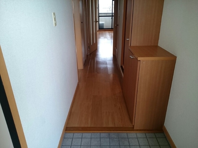 シャト－メルヴェイユ 玄関