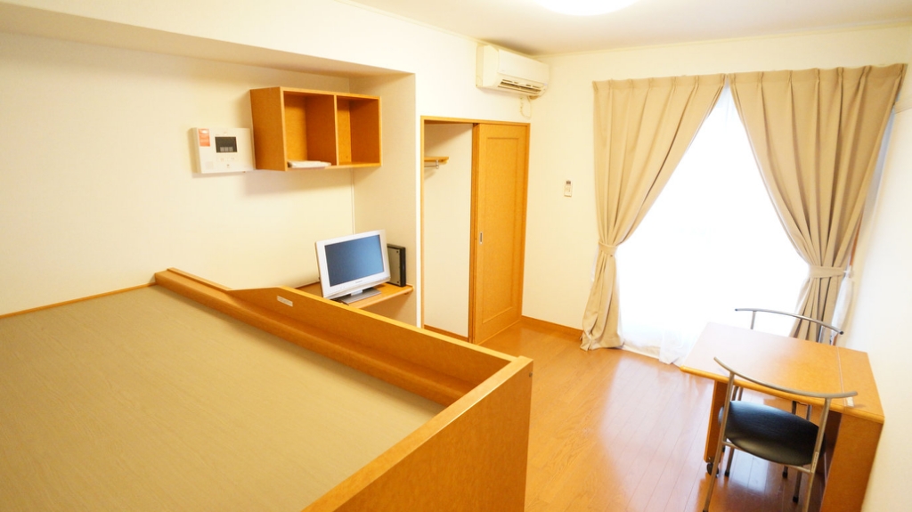 レオパレス向日葵 リビング