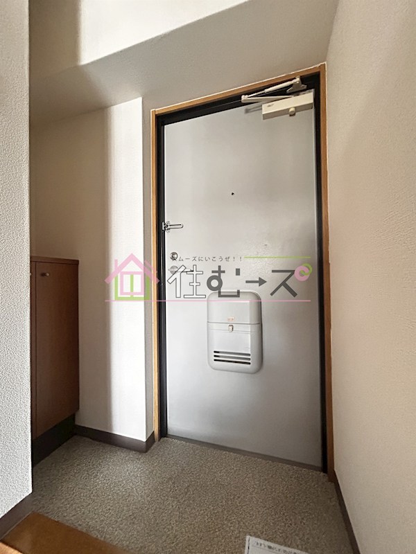 クレハタワーズ東中島 玄関