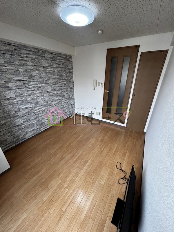 クレハタワーズ東中島 リビング