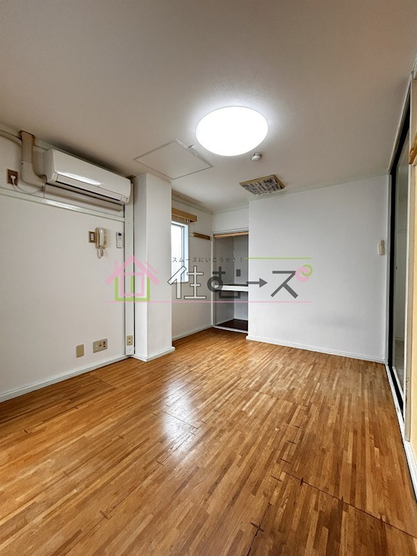 ロイヤルゆたか　別館 リビング