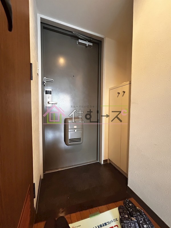 キューブ豊里 玄関