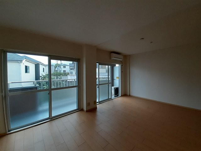 サンビレッジ リビング