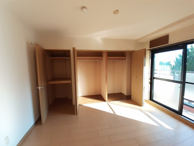 メゾン・ドゥ・スリジェ その他3