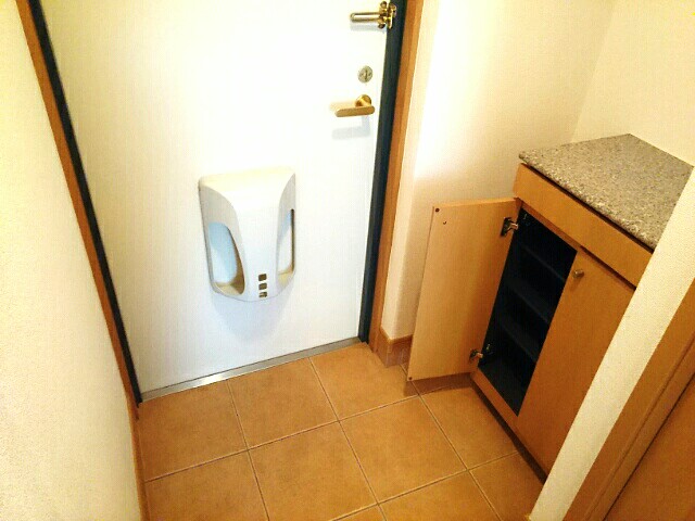 ヴォー・リバージュ境川 玄関