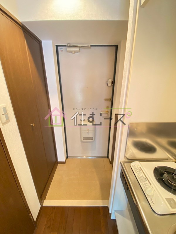 リーガル天神橋 玄関