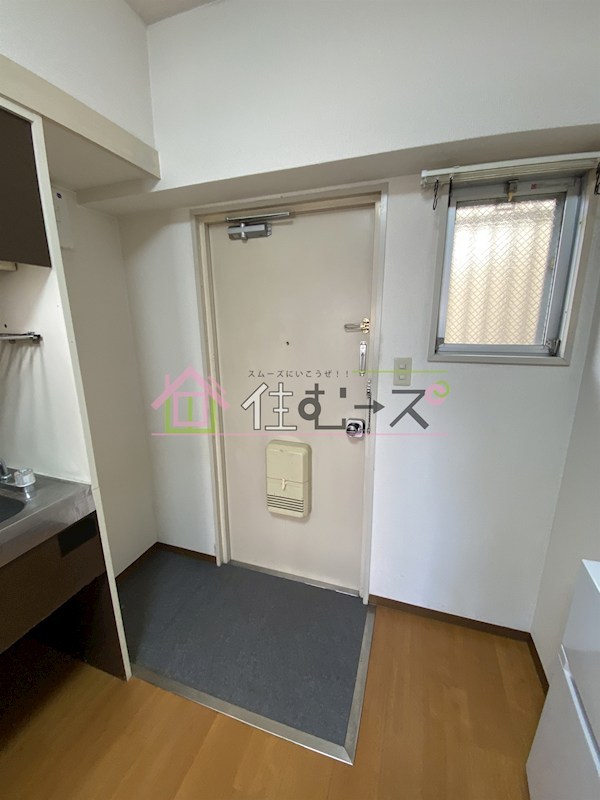 平岡マンション 玄関