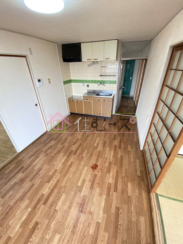 プレジール中野 リビング