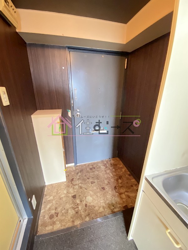 カーサ東住吉5 玄関