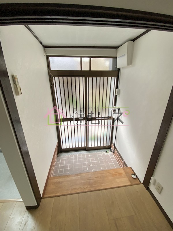 矢田四丁目テラスハウス 玄関