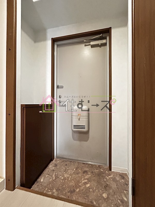 エスぺラール城東 玄関