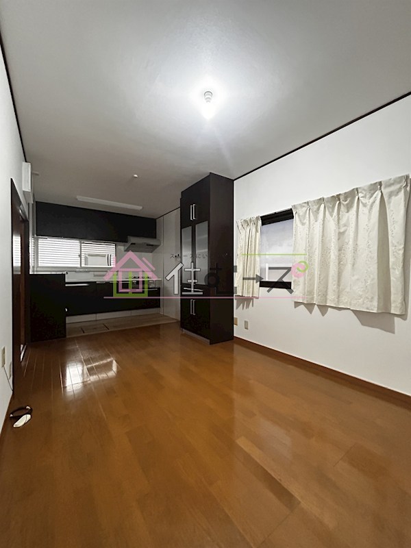 鴫野西1丁目戸建 リビング