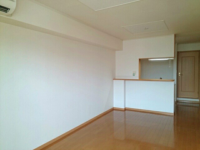 メゾン　アルカンシエルⅠ リビング