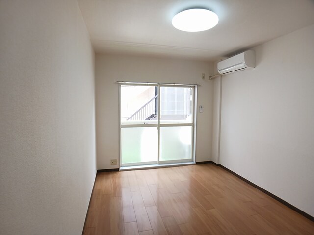 ア－ジュ・ド・アヤハ リビング