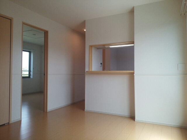 ルミエール・マゴジⅦ リビング