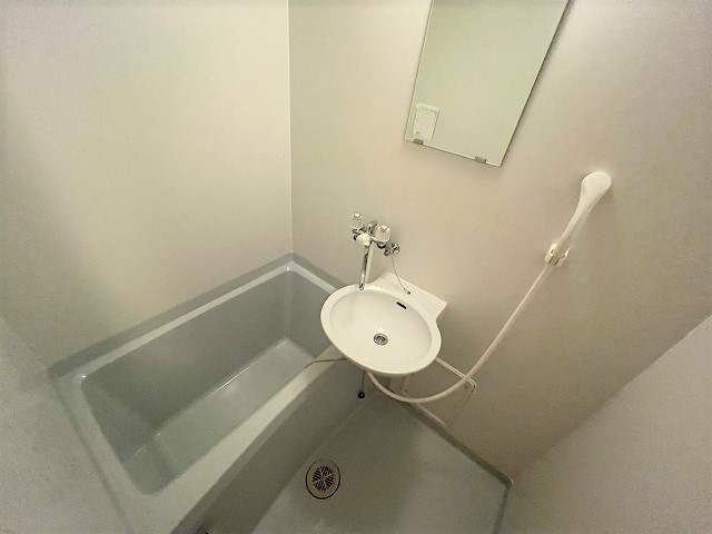 レオパレスアクアマリン 風呂画像