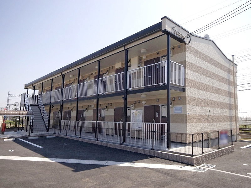 レオパレスベアフルーツ 外観