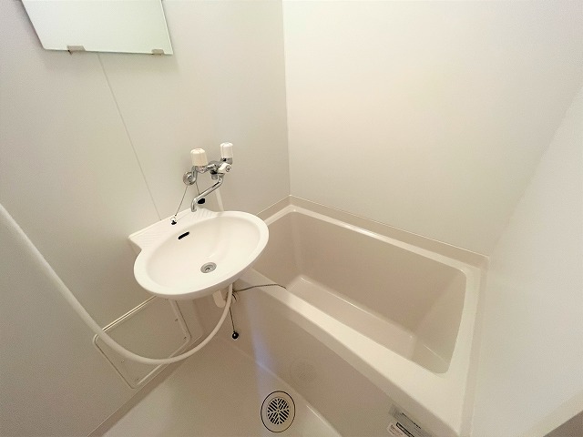 レオパレス悠 風呂画像