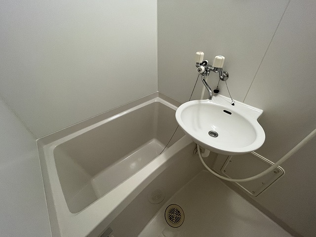 レオパレス磯上Ⅵ 風呂画像