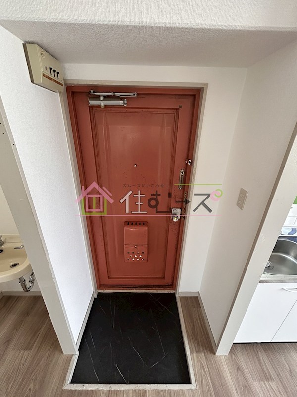 ホワイトシティ平野 玄関