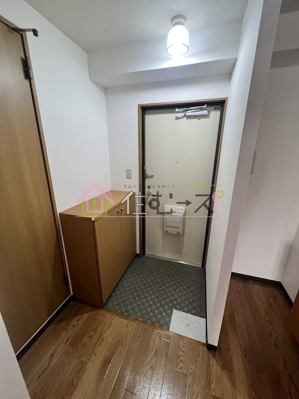 ノエル新町 玄関