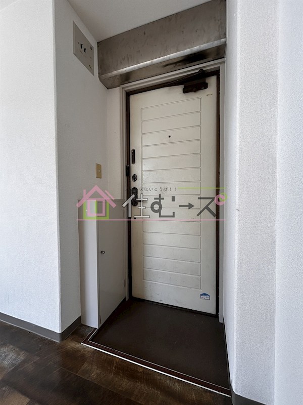 エスタイル天保山 玄関