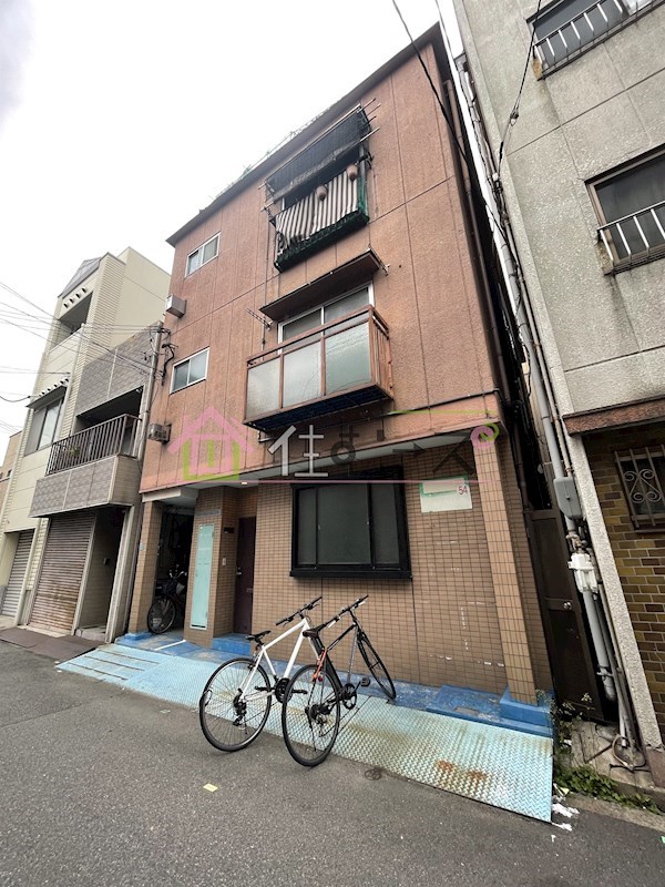 グローバルハイム三先 外観