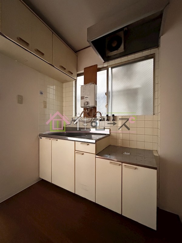 グローバルハイム三先 キッチン