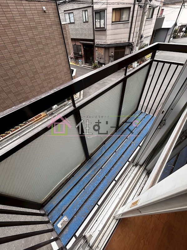 グローバルハイム三先 ベランダ