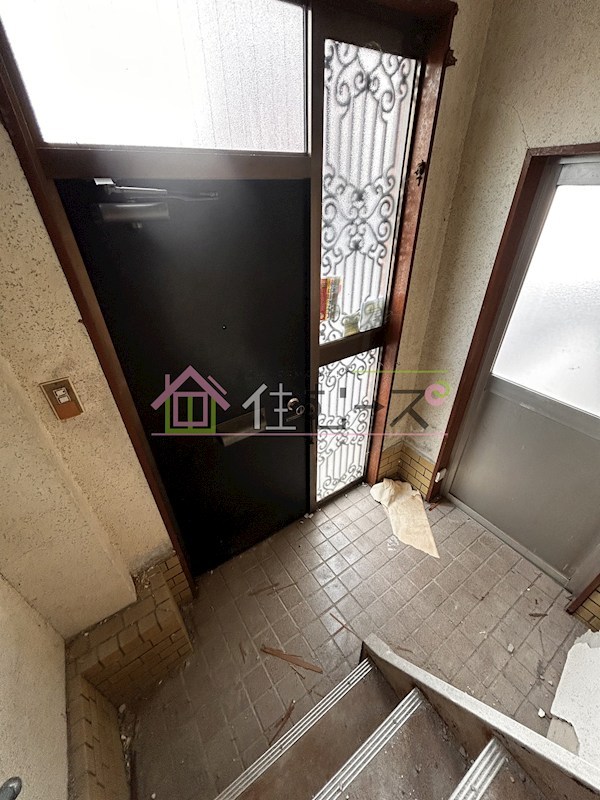 港晴3丁目戸建 玄関