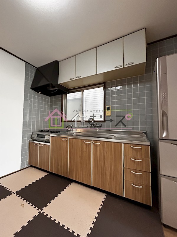 西九条貸家 キッチン