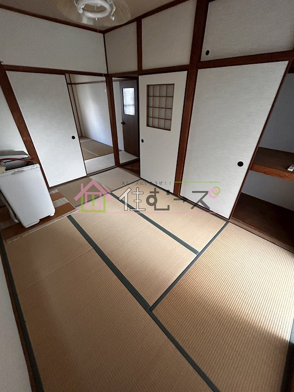 西九条貸家 ベッドルーム