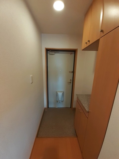 ベルアビタシオン 玄関