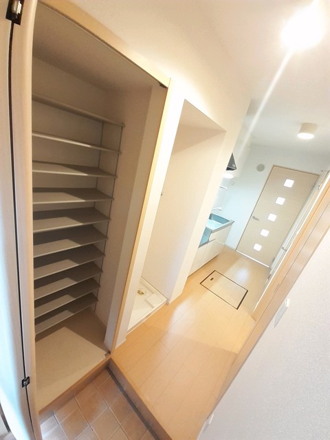 ポート泉佐野　Ａ棟 玄関