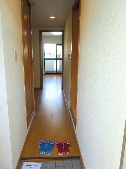 サンライズ 玄関