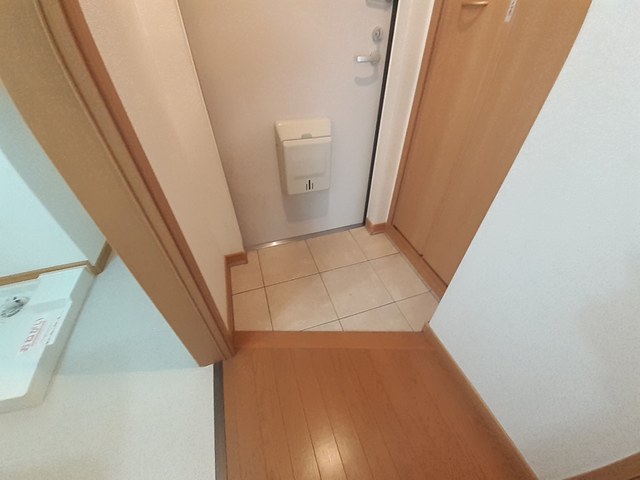 コーラル　ガーデン 玄関