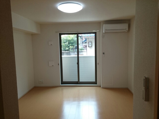 フローラ・８ リビング