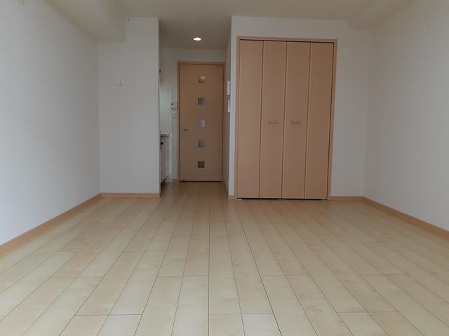 ラ・カーサ　西加賀屋 リビング