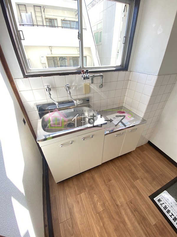 明和マンション キッチン