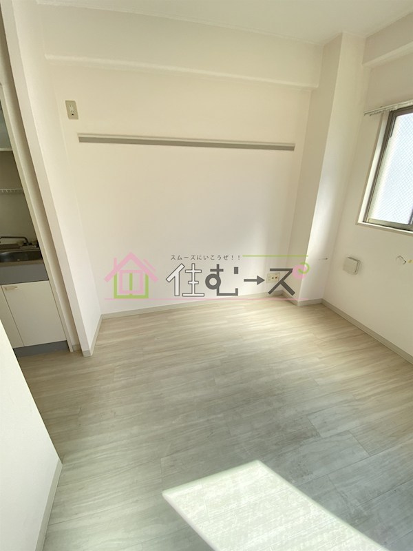 エンプレス上本町 リビング