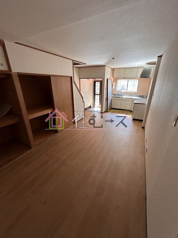 大正区平尾2丁目戸建 リビング