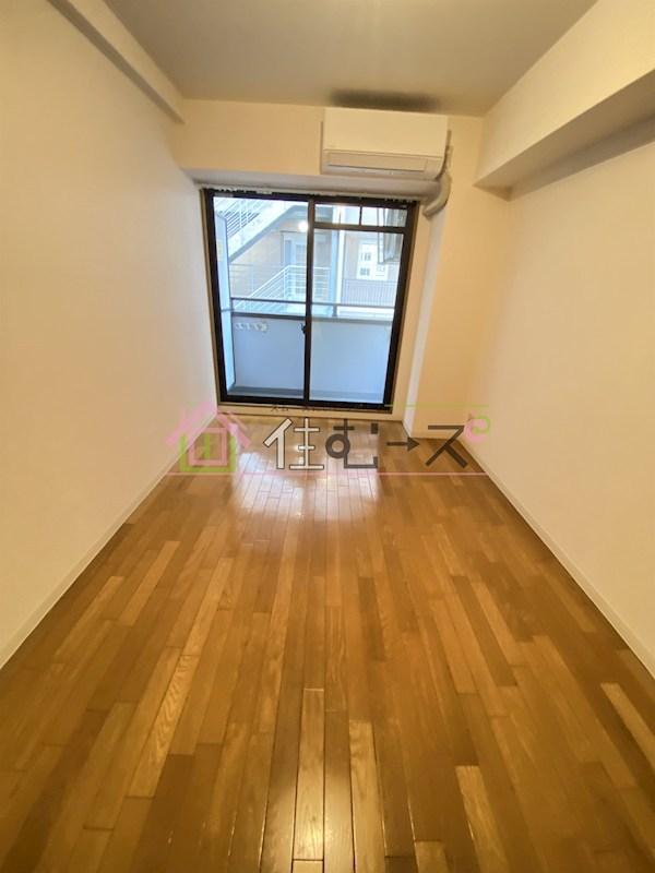 ドエル心斎橋 ベッドルーム