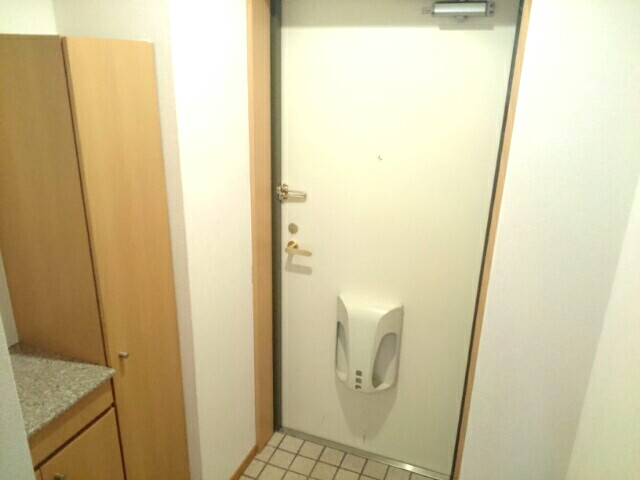 ジャン・ボヌール 玄関