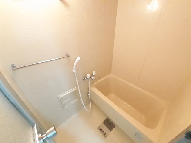 ジーベンモルゲン 風呂画像